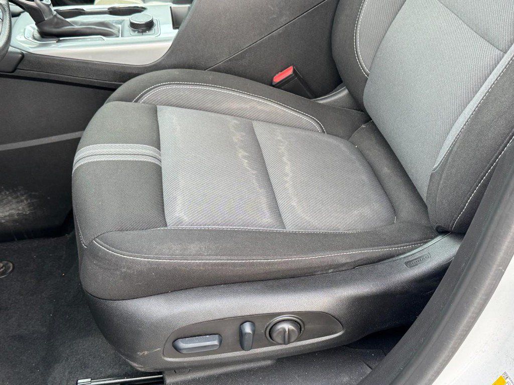 Used 2024 Chevrolet Blazer LT w/ Convenience Package FWD image 25