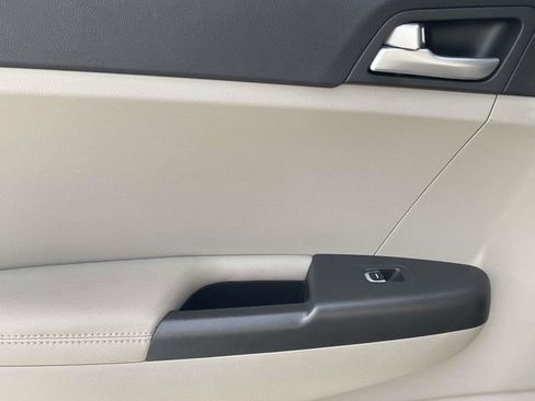 Certified 2022 Kia Sportage LX image 24