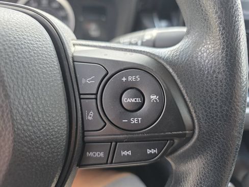 Used 2022 Toyota Corolla LE w/ LE Convenience Package FWD image 22