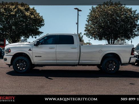 Used 2024 RAM 3500 Limited w/ Night Edition AWD/4WD image 4