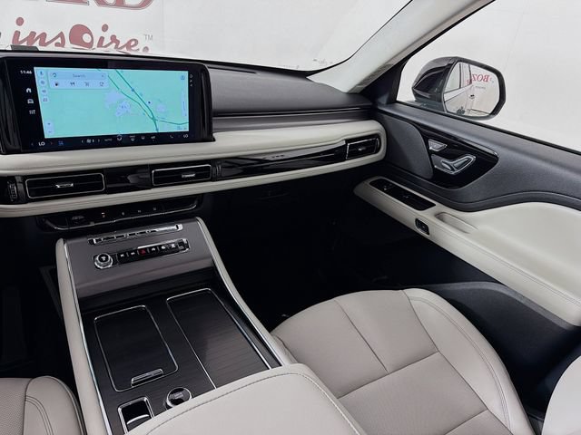 New 2026 Lincoln Aviator 2WD image 25