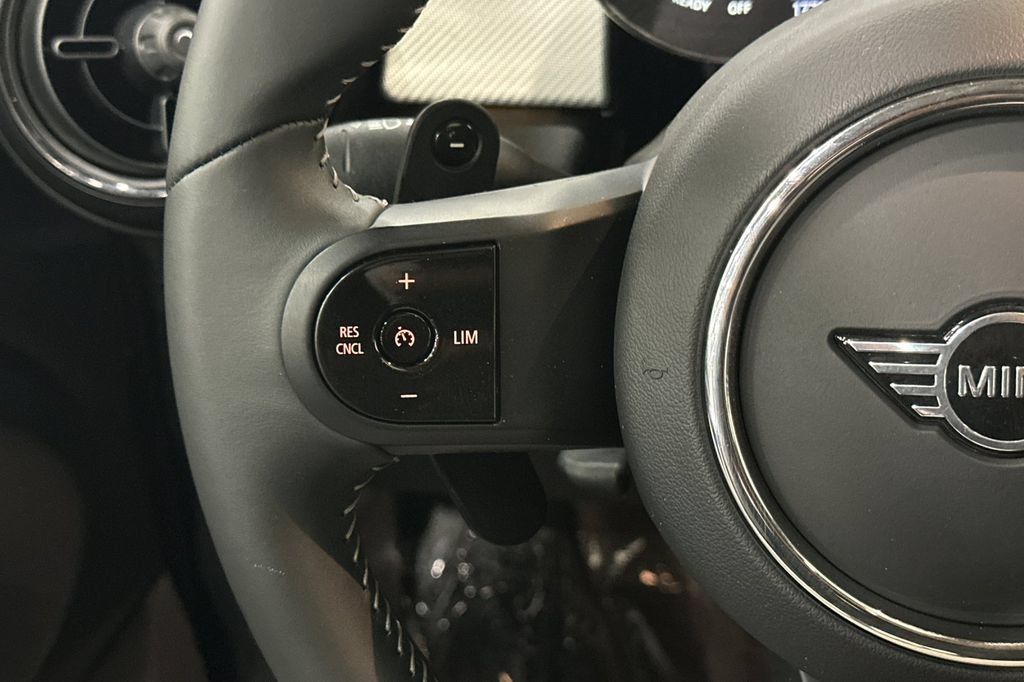 Used 2024 MINI Cooper S FWD image 28