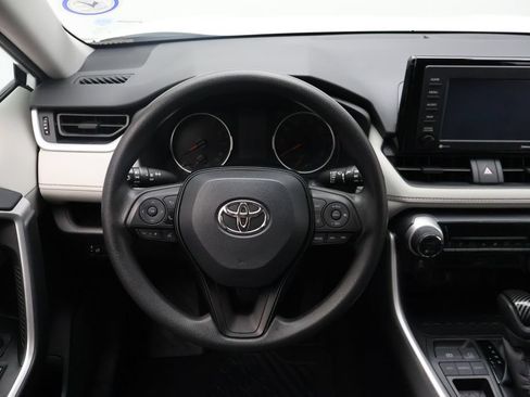 Certified 2021 Toyota RAV4 XLE FWD image 23