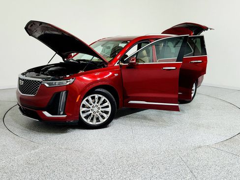 Used 2020 Cadillac XT6 Premium Luxury w/ Platinum Package image 11