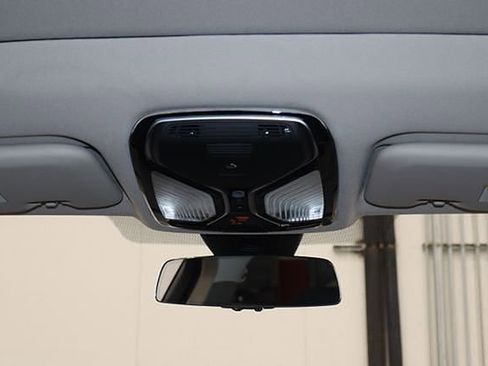 Used 2021 BMW X7 xDrive40i w/ Cold Weather Package image 31