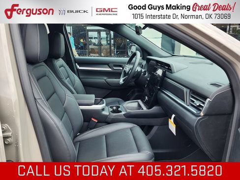 New 2027 GMC Terrain Elevation w/ Elevation Premium Package FWD image 40