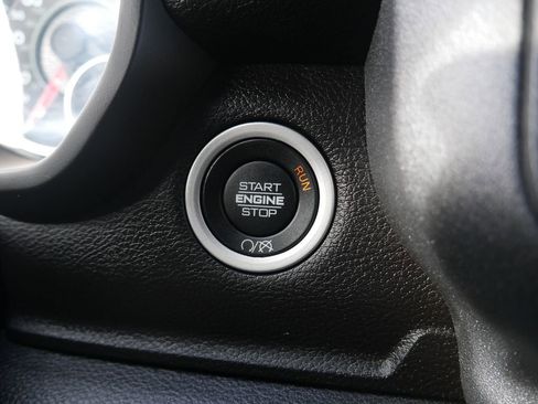 Used 2024 RAM 2500 Tradesman w/ Chrome Appearance Group image 33