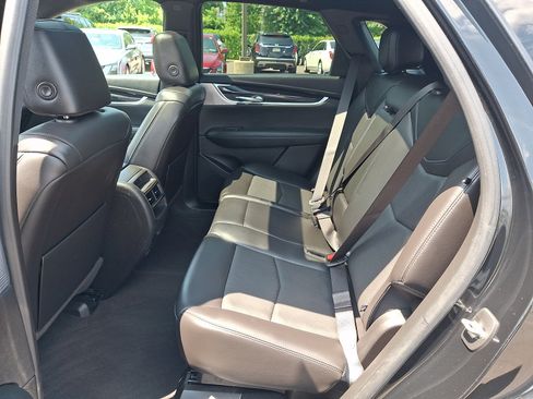 Certified 2023 Cadillac XT5 Premium Luxury AWD/4WD image 10