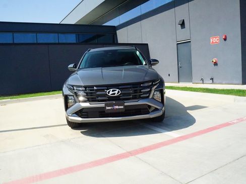 New 2026 Hyundai Tucson SEL Plus FWD image 2