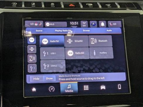 Used 2024 Jeep Grand Cherokee Altitude RWD image 30