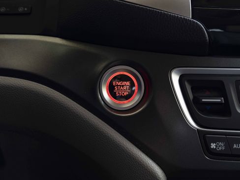 Used 2018 Honda Pilot EX-L image 26