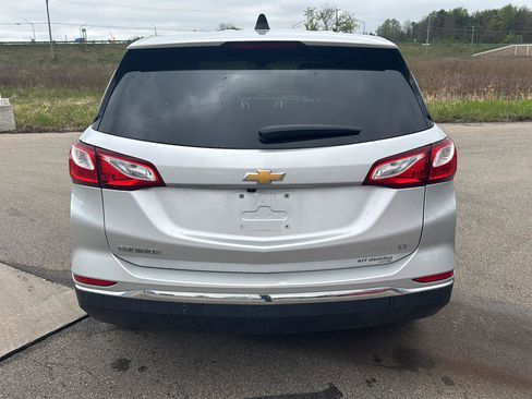 Used 2021 Chevrolet Equinox LT FWD image 4