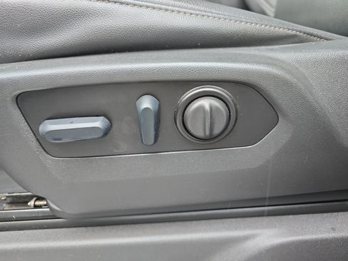 Used 2022 GMC Sierra 2500 SLT w/ SLT Premium Package AWD/4WD image 20