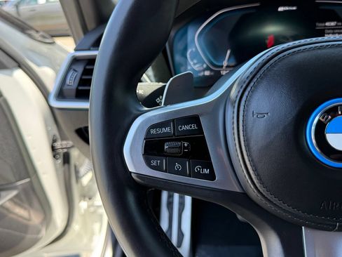 Used 2022 BMW 330e w/ M Sport Package RWD image 24