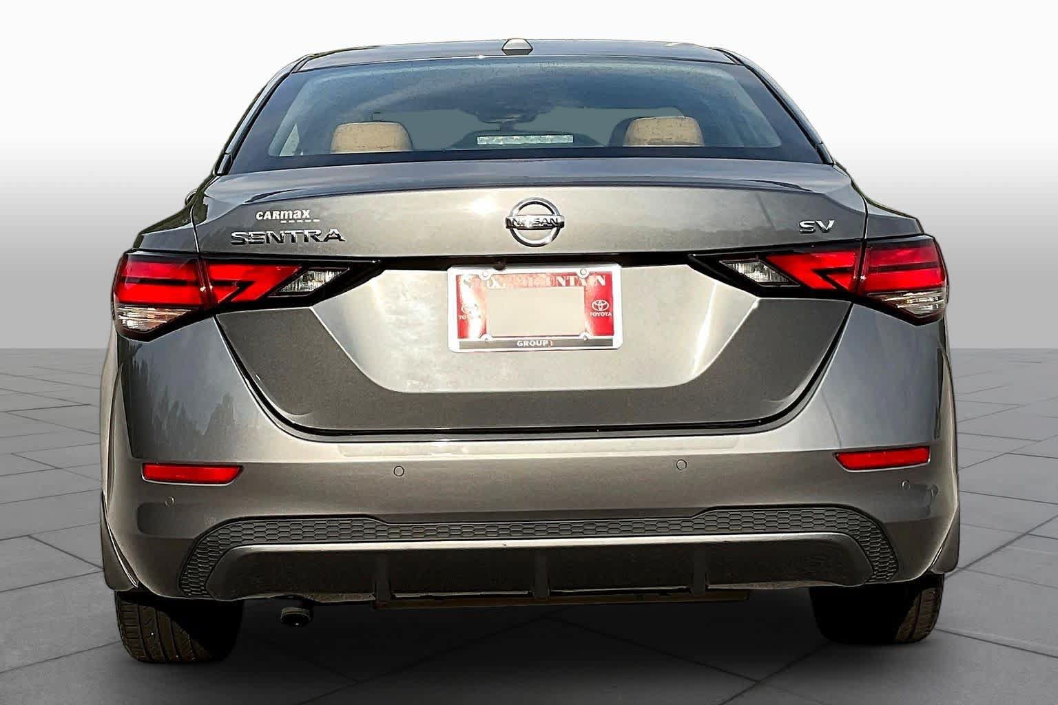 Used 2021 Nissan Sentra SV w/ SV Premium Package FWD image 5