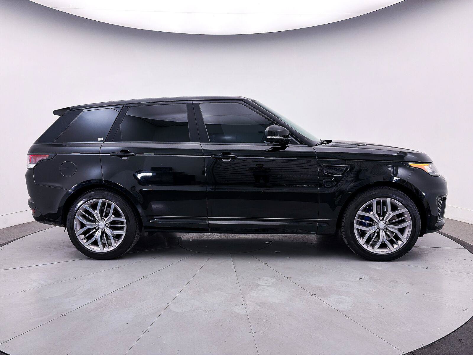 Used 2015 Land Rover Range Rover Sport SVR AWD/4WD image 33