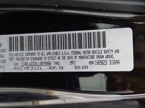 Used 2018 Jeep Wrangler Unlimited Sport image 17