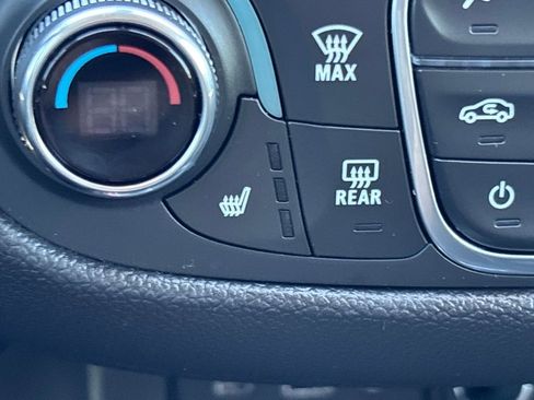 Used 2024 Chevrolet Equinox LT AWD/4WD image 6