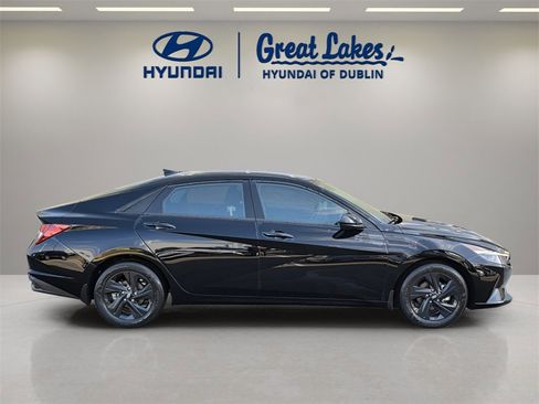 Used 2023 Hyundai Elantra SEL image 6