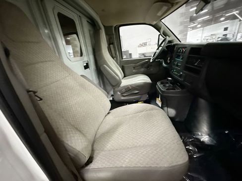 New 2025 Chevrolet Express 3500 w/ Power Convenience Package image 24