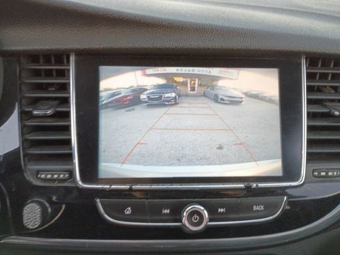 Used 2019 Buick Encore Essence image 27