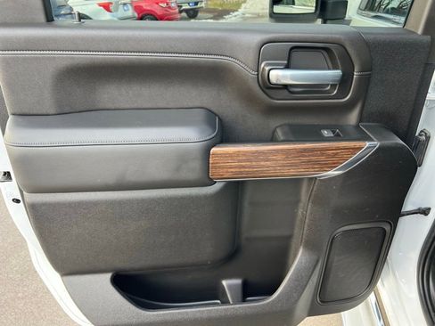 Used 2022 Chevrolet Silverado 2500 High Country image 20