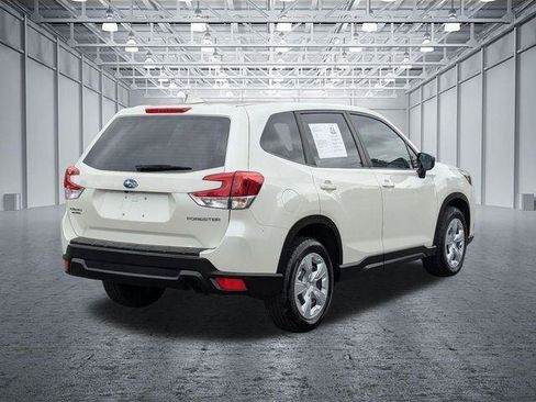 Used 2022 Subaru Forester Limited AWD/4WD image 5