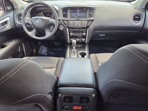 Used 2020 Nissan Pathfinder S FWD image 14