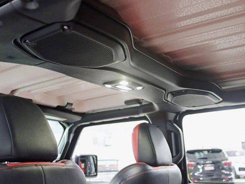 Used 2019 Jeep Wrangler Unlimited Sport S image 29