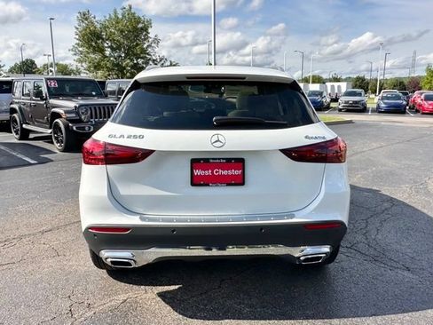 New 2026 Mercedes-Benz GLA 250 4MATIC image 12