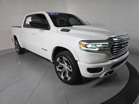 Used 2024 RAM 1500 Limited image 7