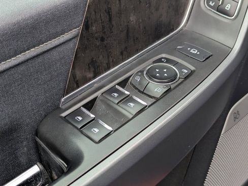 Used 2024 Ford F350 Lariat w/ Lariat Ultimate Package image 24