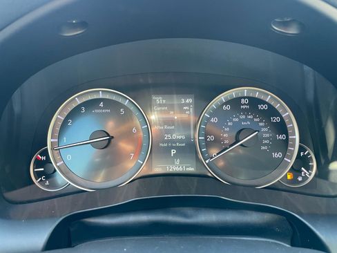 Used 2016 Lexus ES 350 w/ Luxury Package w/Wood Trim image 14