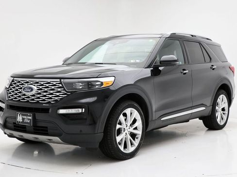 Used 2021 Ford Explorer Platinum w/ Equipment Group 601A image 6
