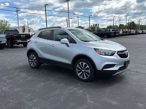 Used 2022 Buick Encore Preferred w/ Safety Package AWD/4WD image 2