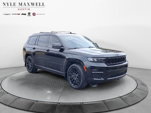 Used 2021 Jeep Grand Cherokee L Summit image 2