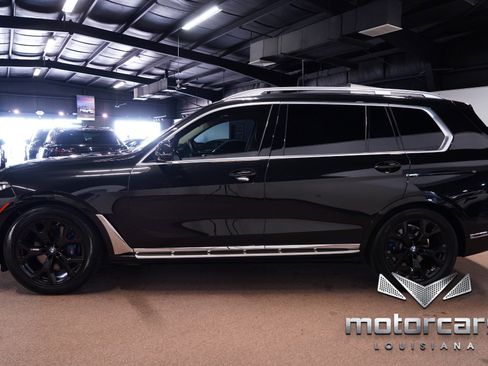 Used 2022 BMW X7 xDrive40i w/ Executive Package AWD/4WD image 4
