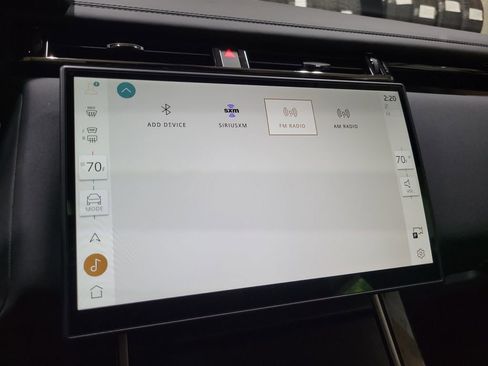 New 2026 Land Rover Range Rover Velar Dynamic SE image 32