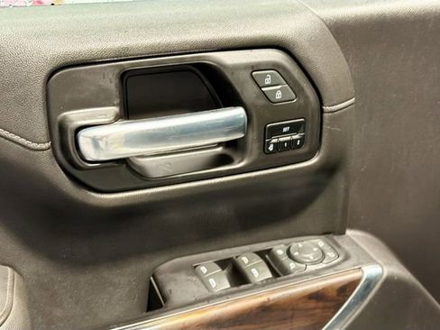 Used 2020 GMC Sierra 1500 SLT w/ SLT Premium Plus Package image 17