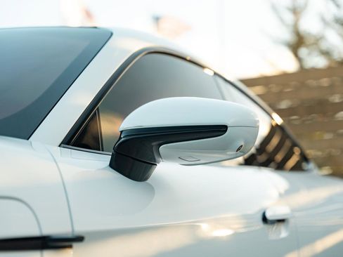 Used 2022 Porsche Taycan Turbo S image 31