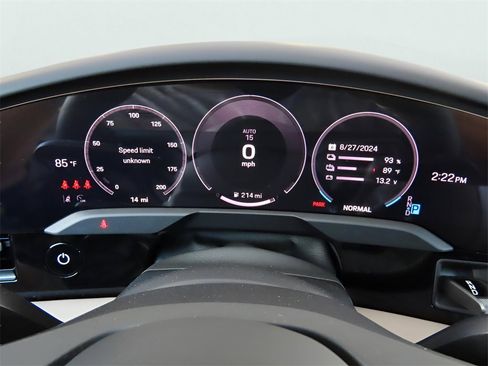 New 2025 Porsche Taycan image 37