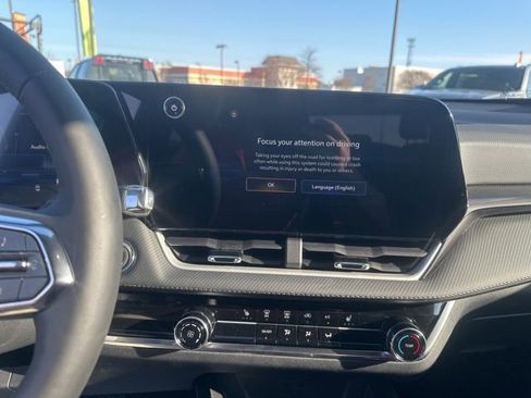 New 2026 Chevrolet Equinox LT image 22