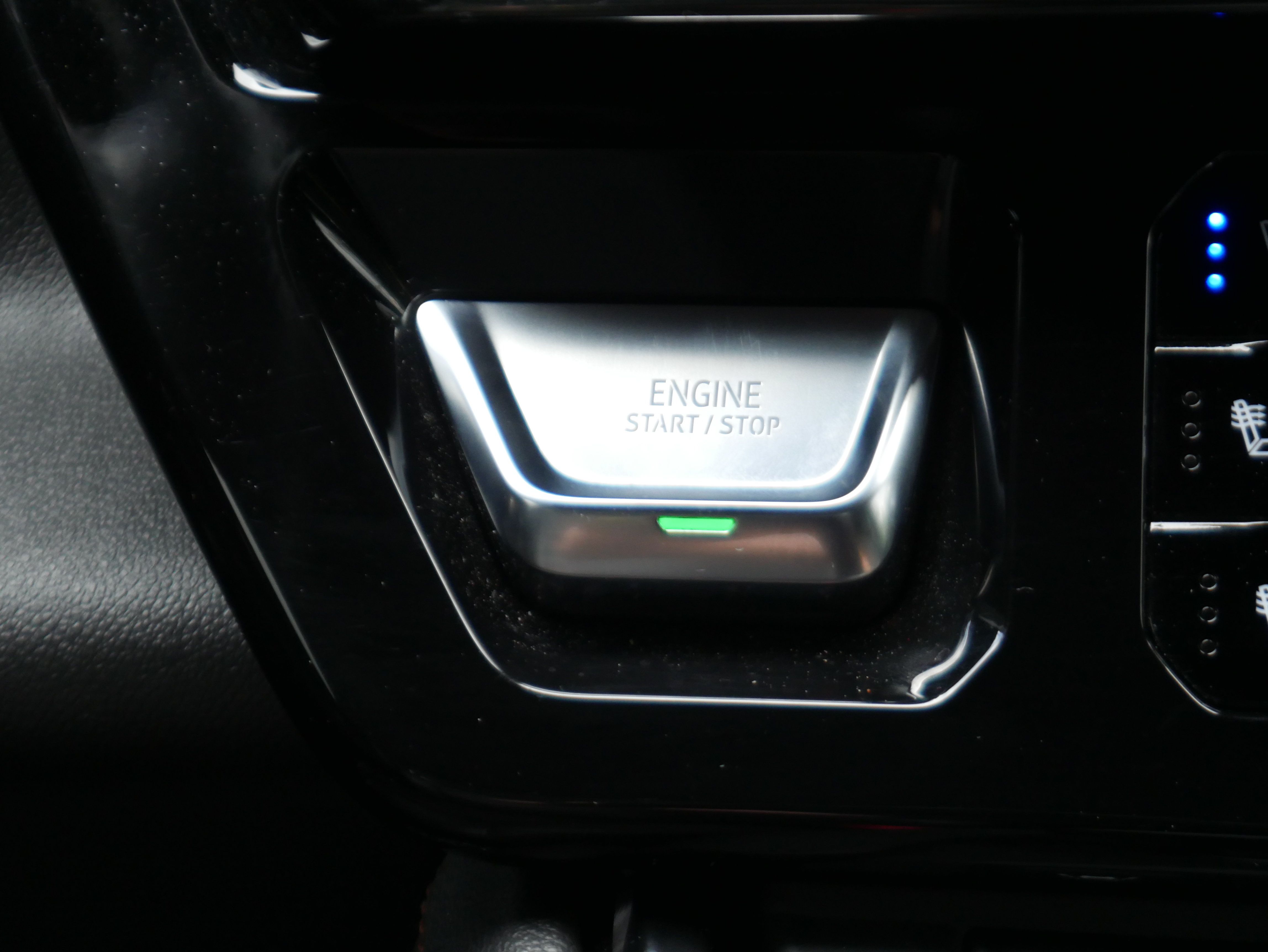 Certified 2022 GMC Sierra 1500 AT4 w/ AT4 Premium Package AWD/4WD image 25