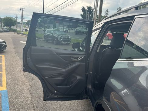 Used 2021 Subaru Forester Limited AWD/4WD image 20