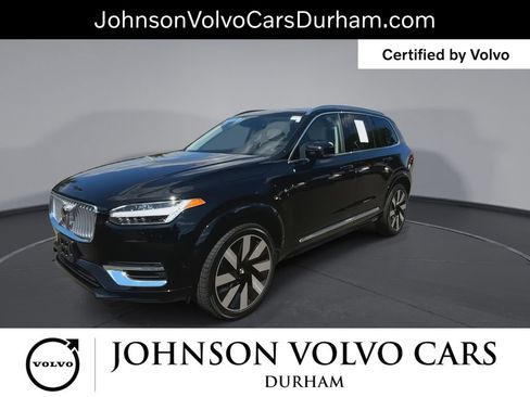 Certified 2025 Volvo XC90 T8 Plus w/ Protection Package Premier AWD/4WD image 5