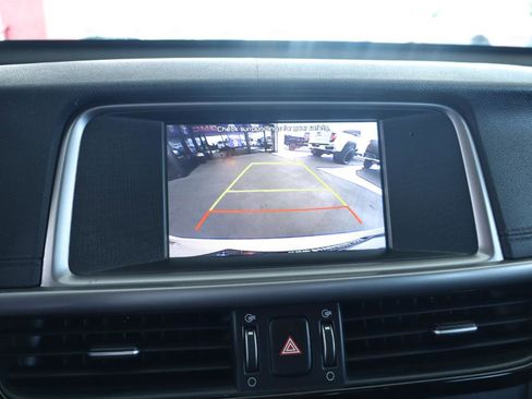 Used 2018 Kia Optima LX FWD image 24