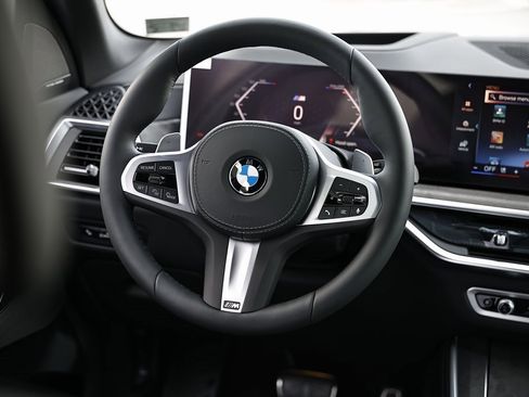 New 2026 BMW X5 xDrive40i w/ M Sport Package image 27