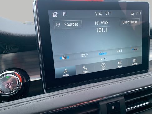 Used 2022 Lincoln Corsair Reserve w/ Equipment Group 201A image 17