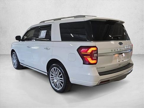 Used 2023 Ford Expedition Platinum image 7