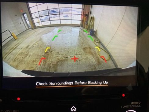 Certified 2023 Subaru Forester Limited image 18